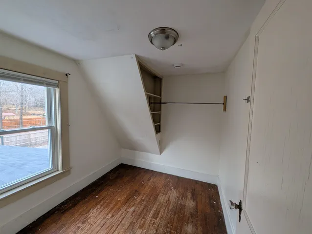 $2,495 | 30 Pleasant Street, Bristol, NH 03222