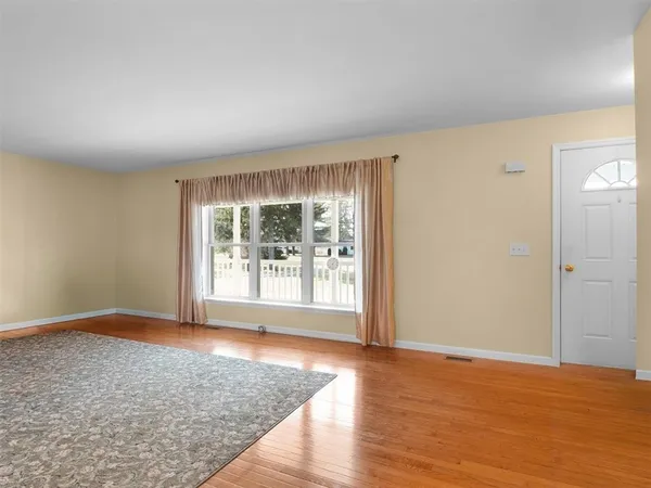 $374,900 | 6624 Tuckahoe Road, Williamson, NY 14589