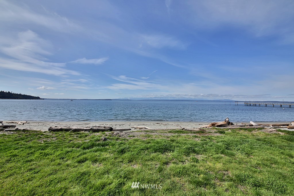 5884 Mutiny Bay Road Freeland, WA 98249 - Photo 2 of 7
