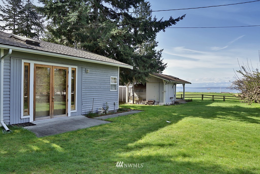5884 Mutiny Bay Road Freeland, WA 98249 - Photo 5 of 7