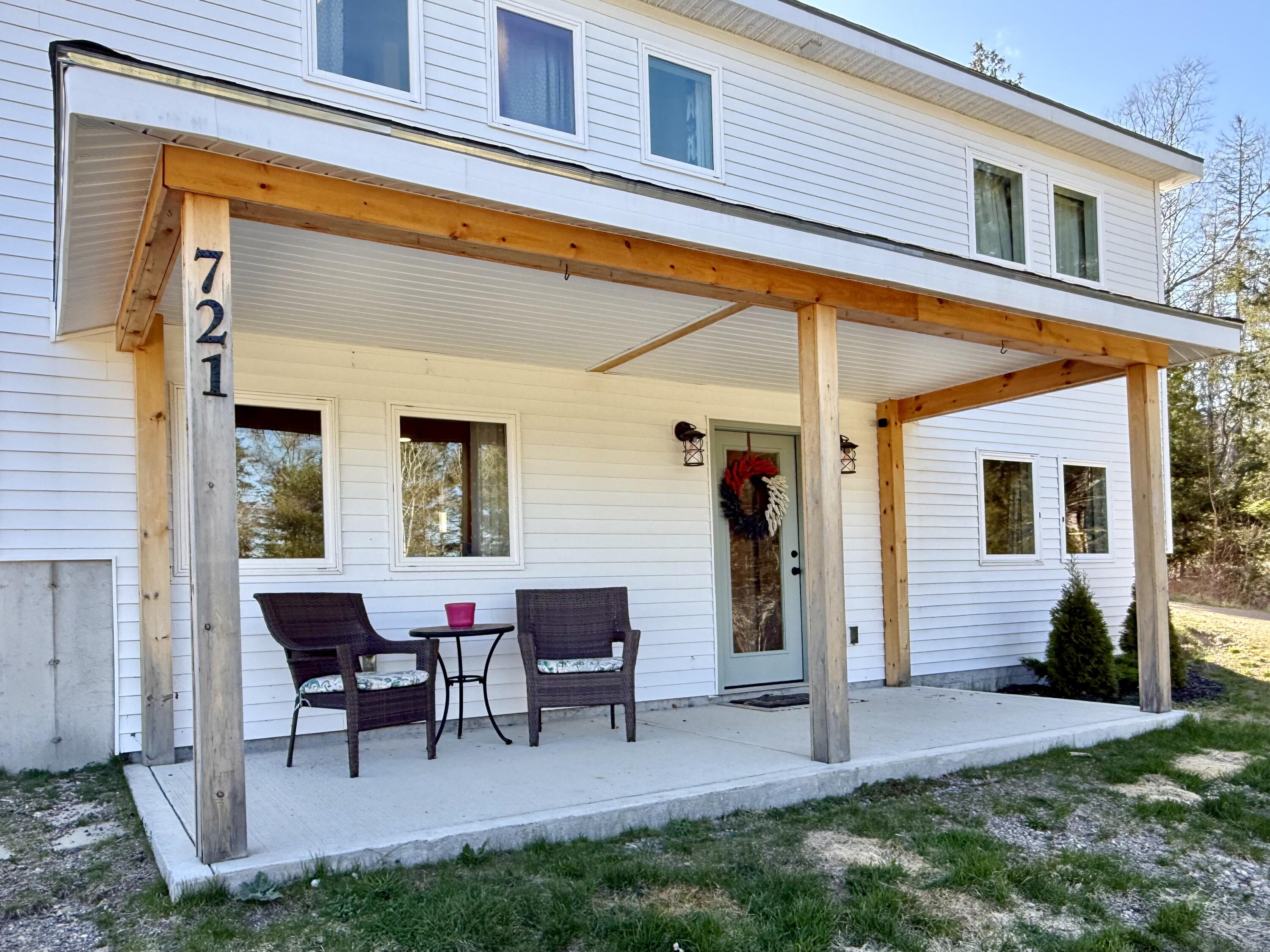 721 South River Road Calais, ME 04619 - Photo 5 of 67 Front Porch