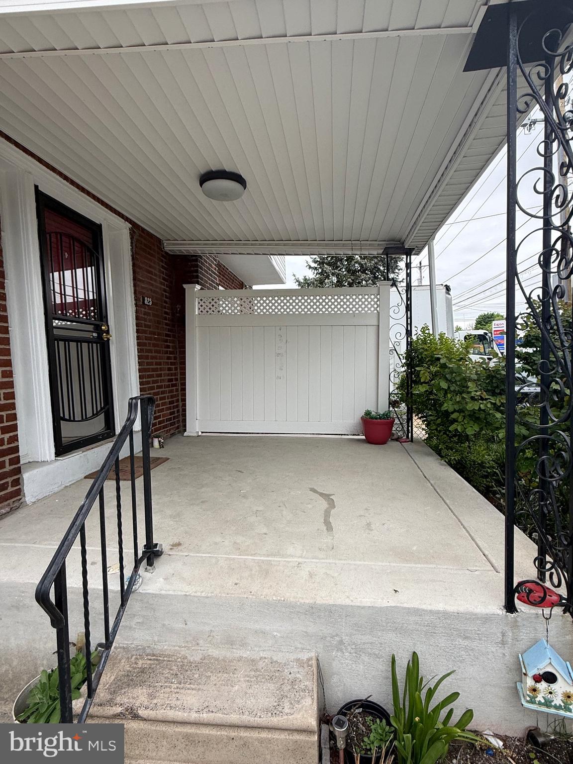 825 Rhawn Street Philadelphia, PA 19111 - Photo 4 of 61 Gallery Image 4