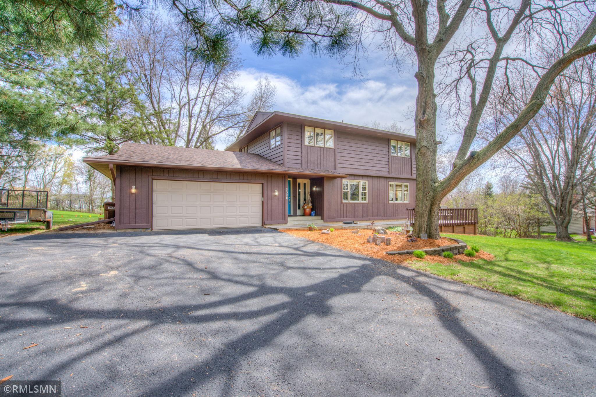 6324 Hunter Road Corcoran, MN 55340 - Photo 1 of 37 Gallery Image 1