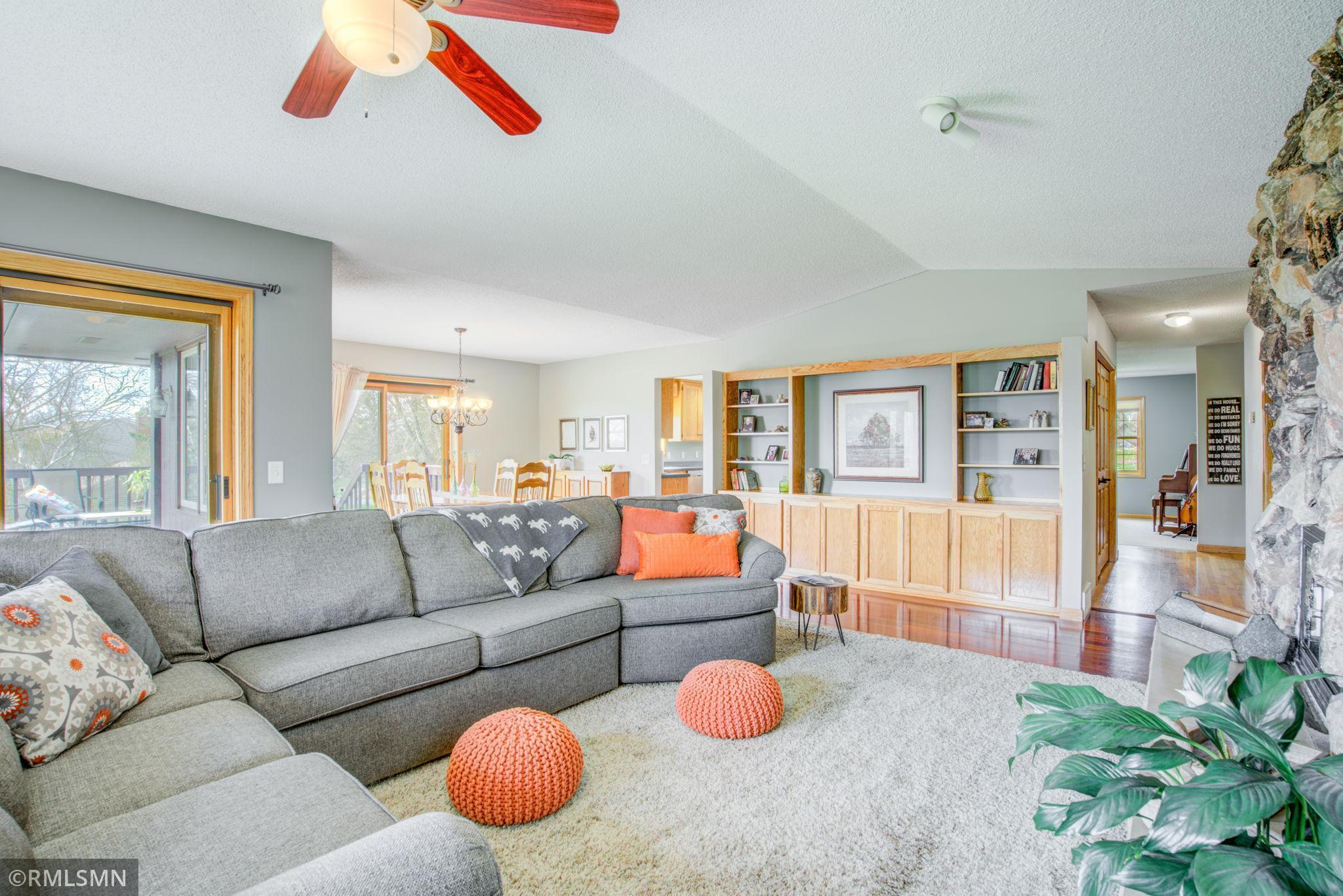 6324 Hunter Road Corcoran, MN 55340 - Photo 3 of 37 Gallery Image 3