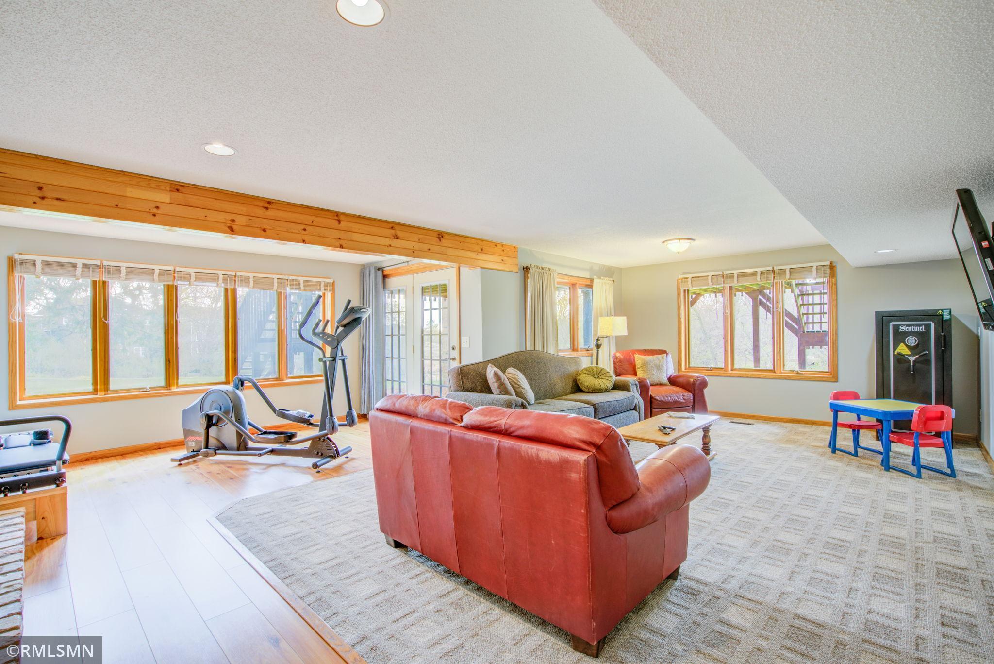6324 Hunter Road Corcoran, MN 55340 - Photo 25 of 37 Gallery Image 25