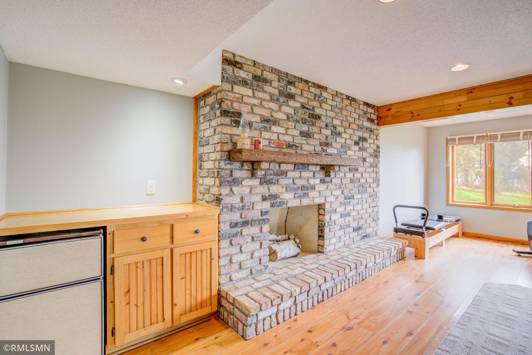 6324 Hunter Road Corcoran, MN 55340 - Photo 27 of 37 Gallery Image 27