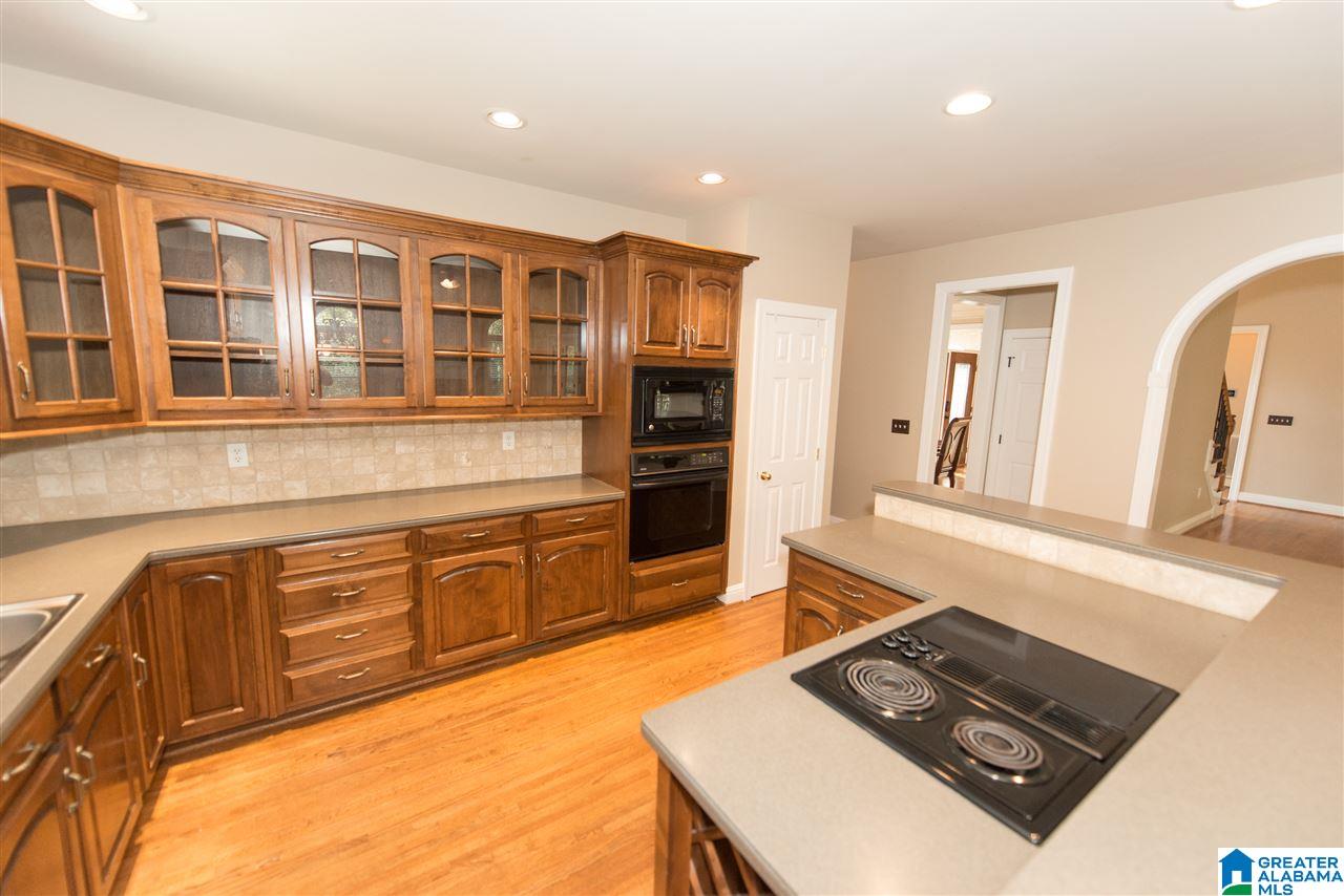 911 Timberline Circle Calera, AL 35040 - Photo 4 of 40
