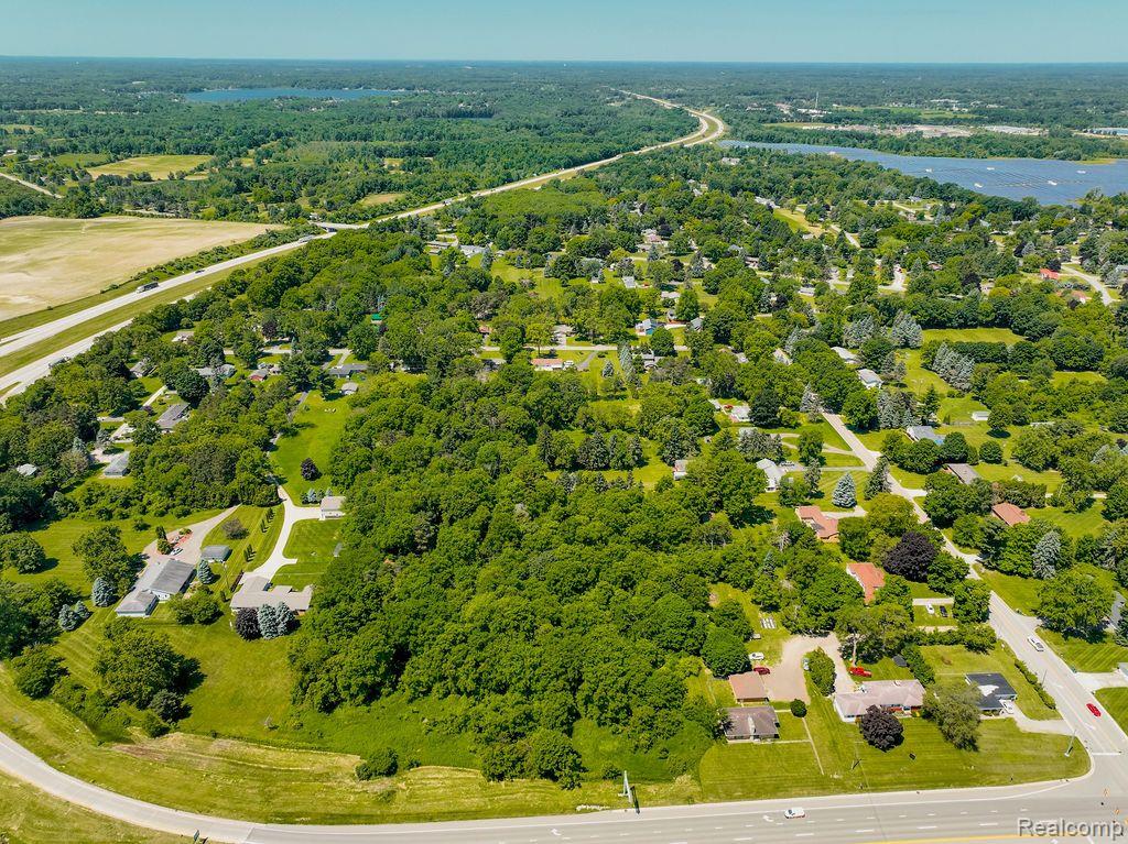 1224 South Lapeer Road Lapeer, MI 48446 - Photo 13 of 31