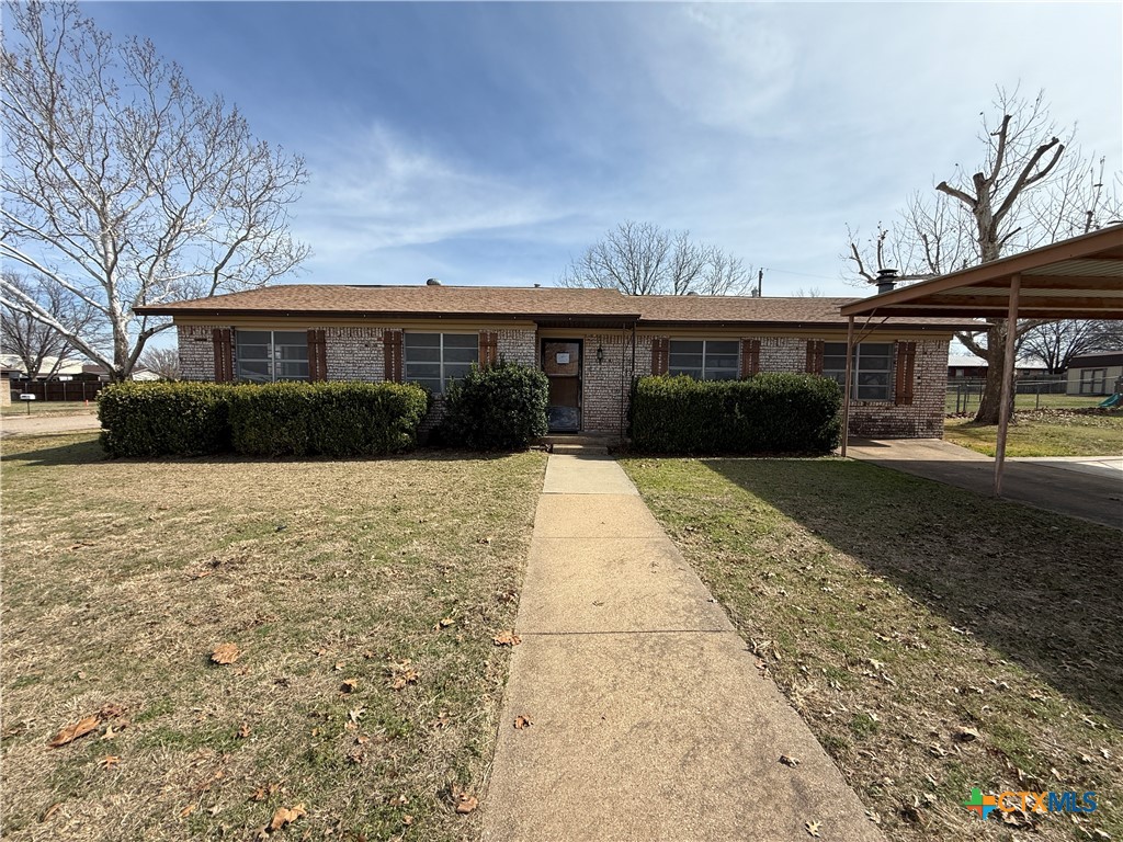 801 Meadowlark Street Hamilton, TX 76531 - Photo 1 of 42