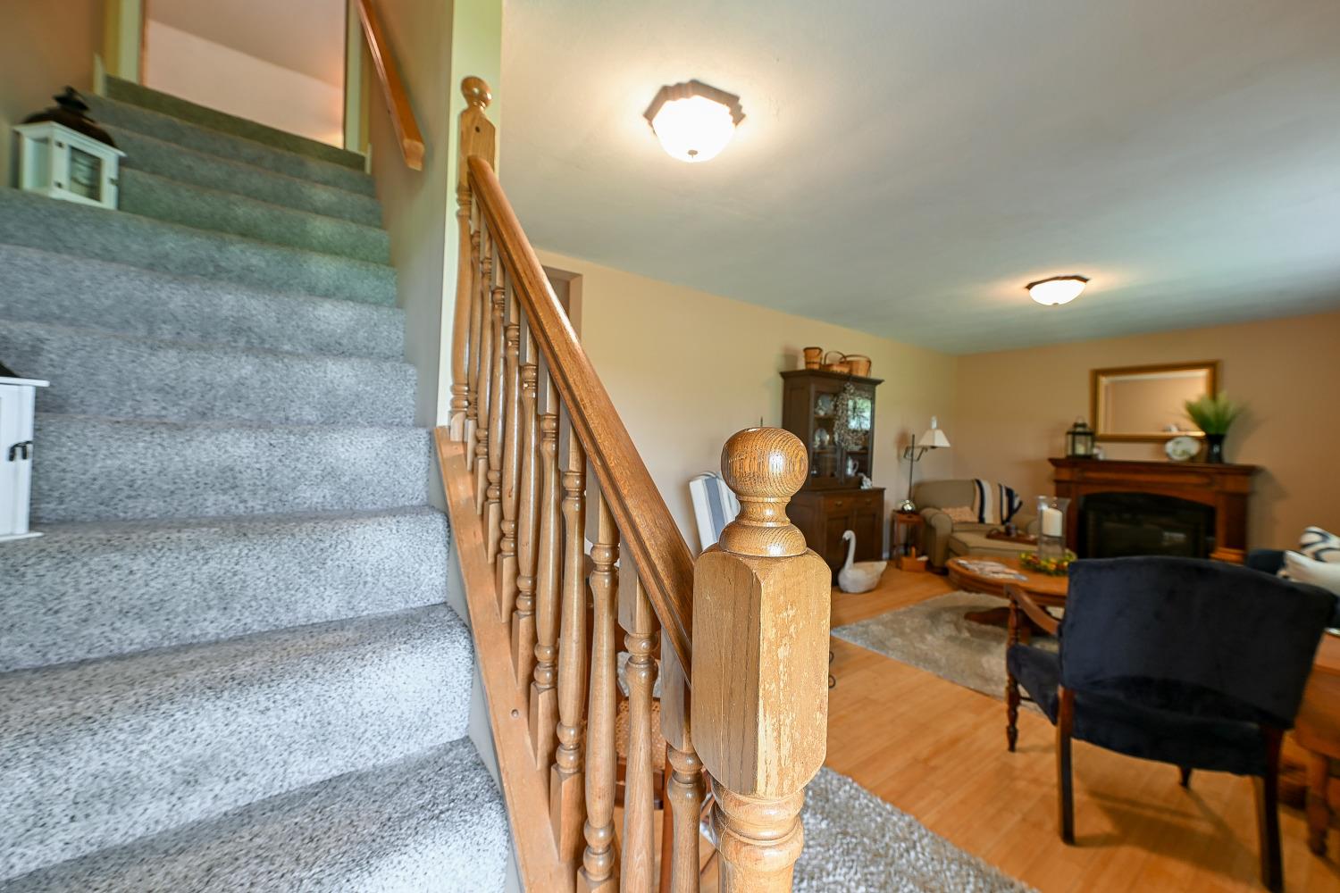 941 North Street Rising Sun, IN 47040 - Photo 5 of 36