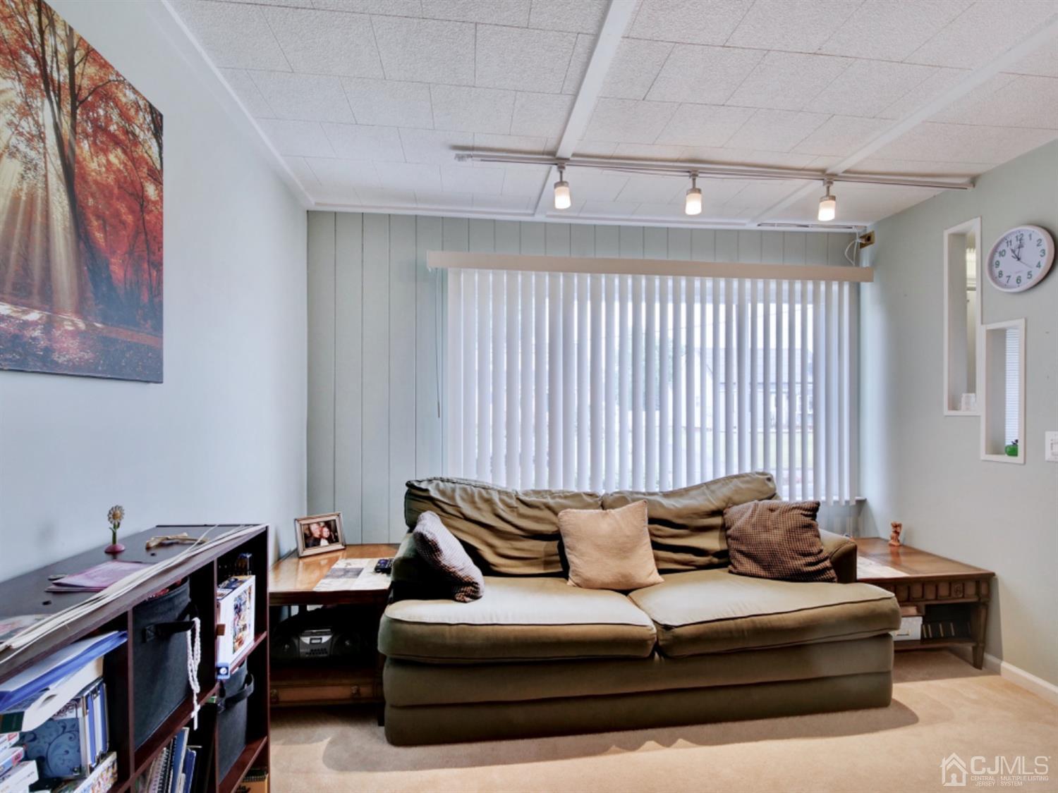 4 Kendall Road East Brunswick, NJ 08816 - Photo 8 of 23 Gallery Image 8
