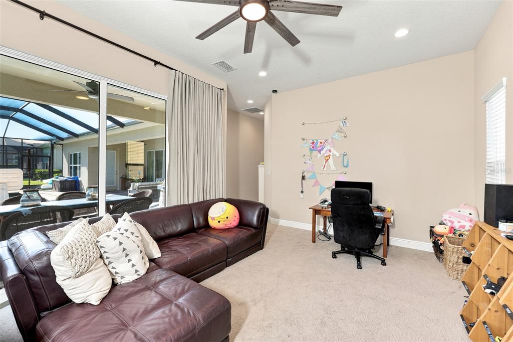 15512 Mossy Ridge Lane Lithia, FL 33547 - Photo 23 of 59