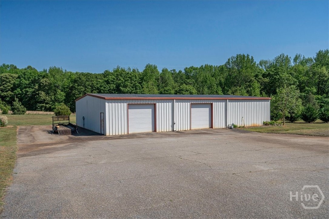 495 Hanley Road Hull, GA 30646 - Photo 37 of 48 Shop w/ 2 Roll Up Doors on Front and 1 on Back