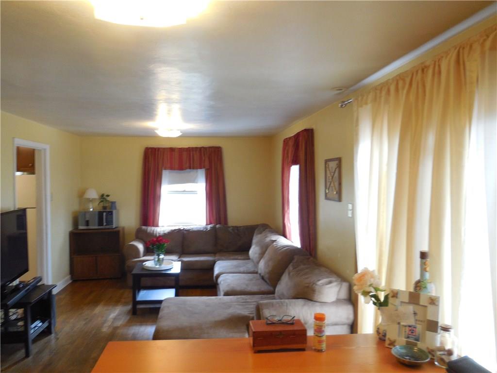 609 Sycamore Rd Extension Sewickley, PA 15143 - Photo 11 of 21 Living room has so many possibilities.