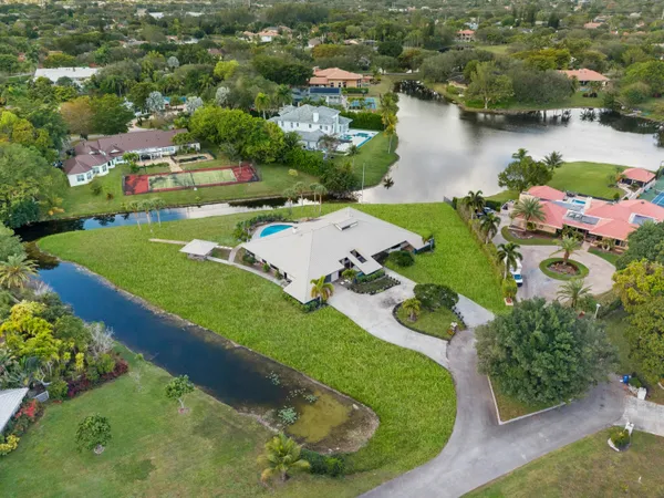 $1,395,000 | 4120 Northwest 99th Avenue, Coral Springs, FL 33065