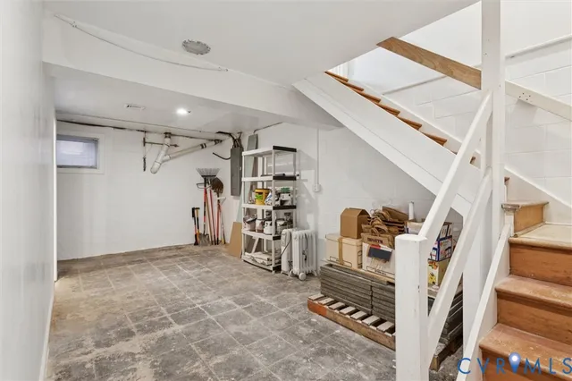 a view of a storage & utility room