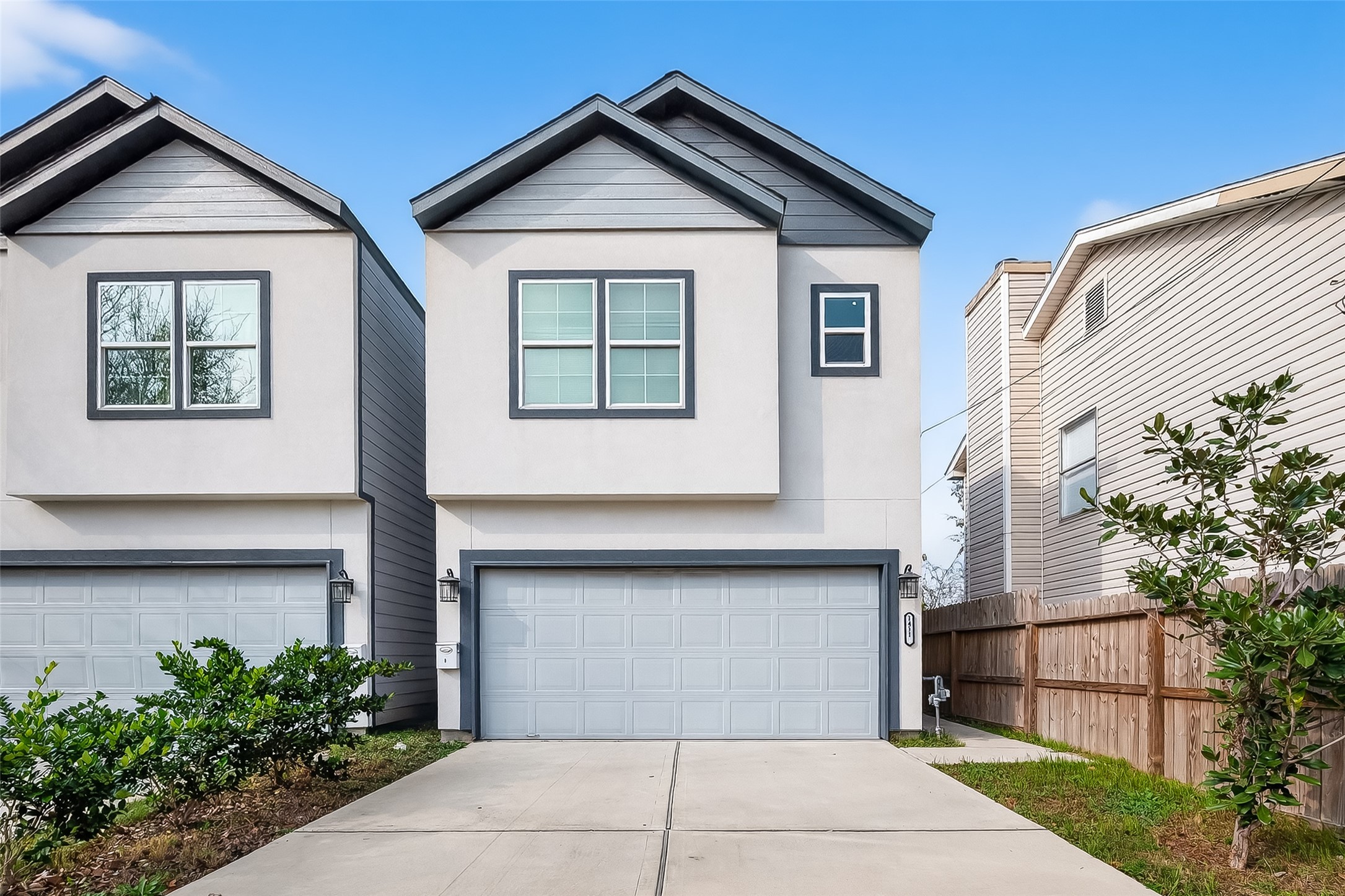 a view of house and outdoor space