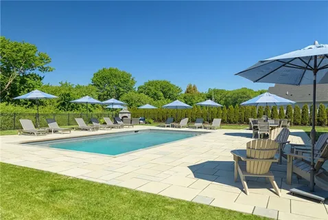 $4,995,000 | 1048 Ocean Road, Narragansett, RI 02882