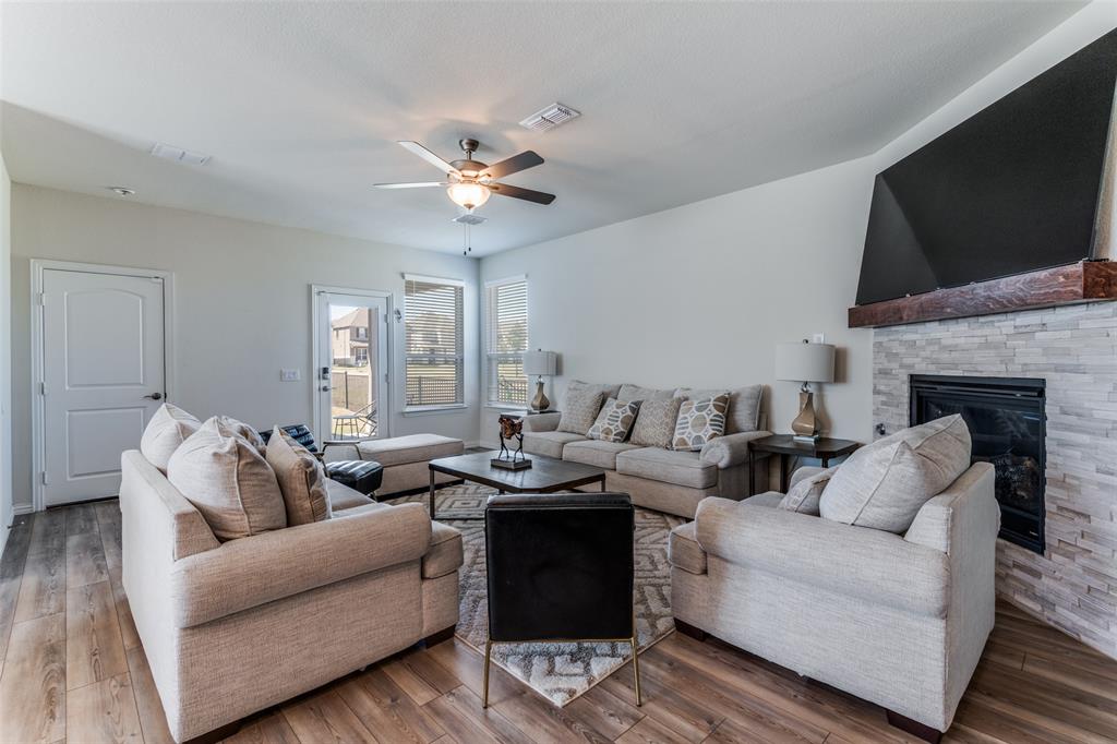 8715 Royal Star Road Rowlett, TX 75089 - Photo 11 of 32