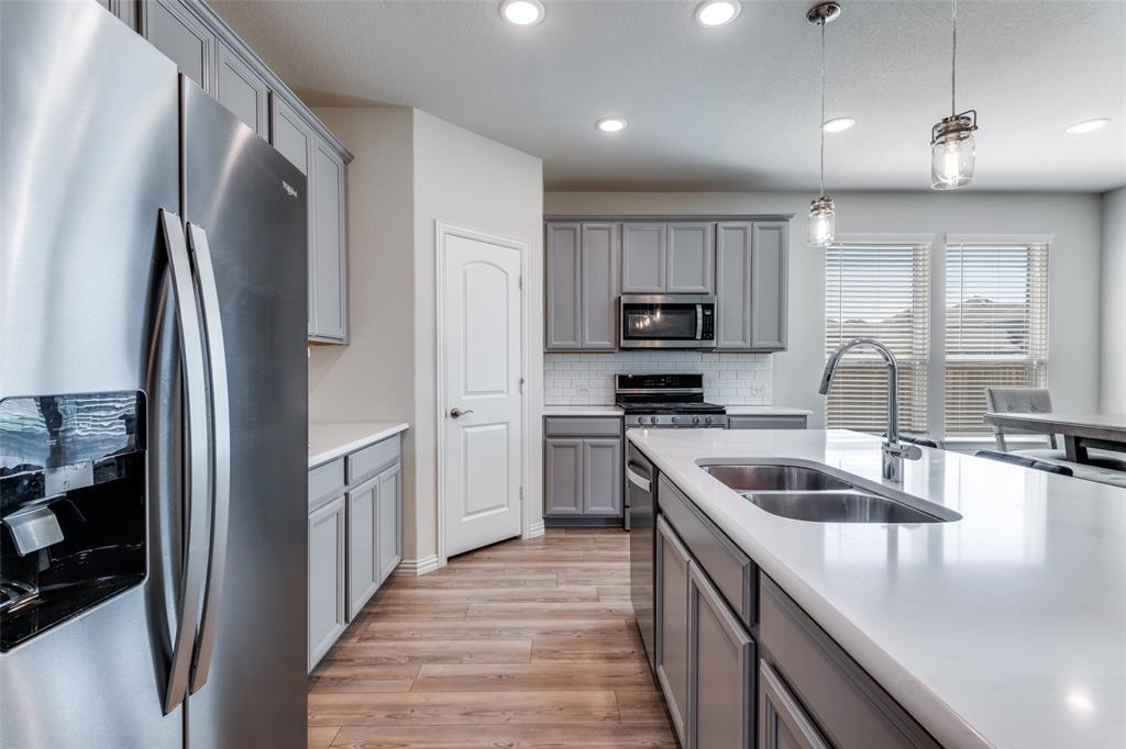 8715 Royal Star Road Rowlett, TX 75089 - Photo 18 of 32