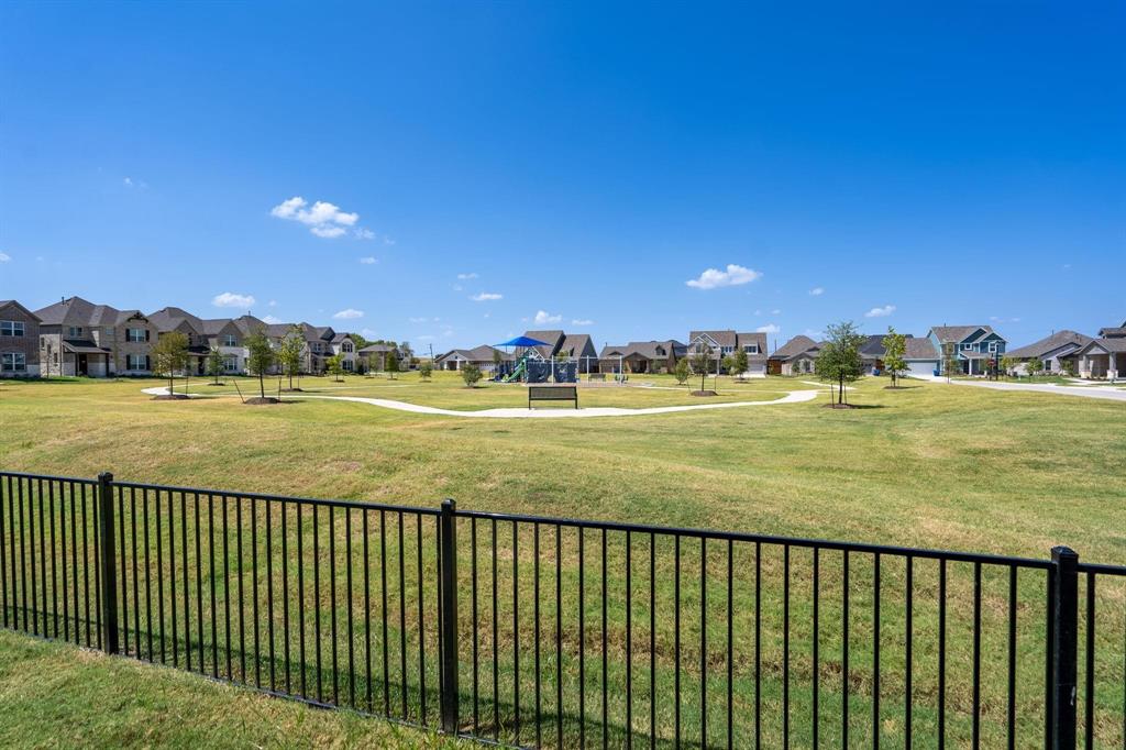 8715 Royal Star Road Rowlett, TX 75089 - Photo 30 of 32