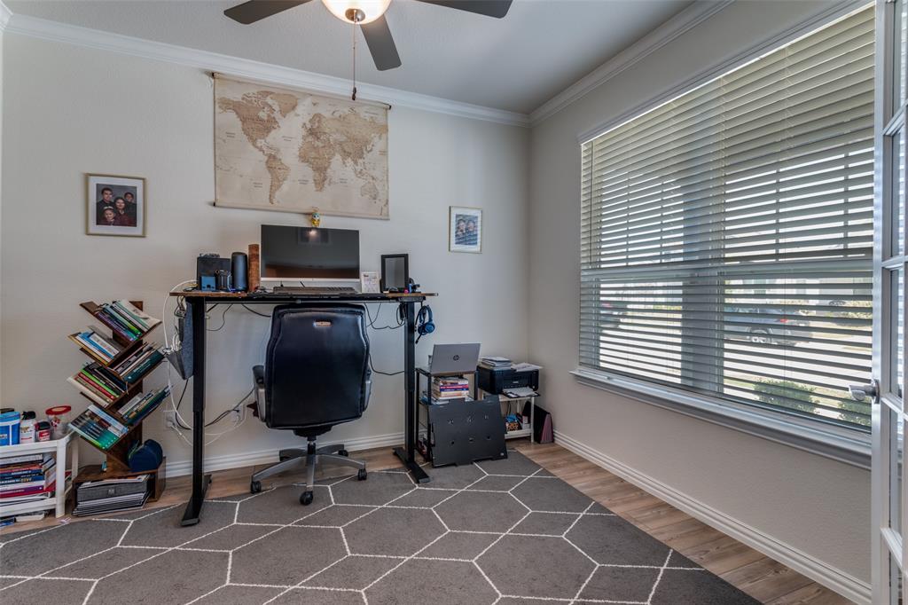 8715 Royal Star Road Rowlett, TX 75089 - Photo 7 of 32