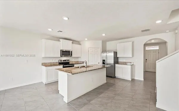 $2,800 | 870 Remington Green Drive Southeast, Palm Bay, FL 32909