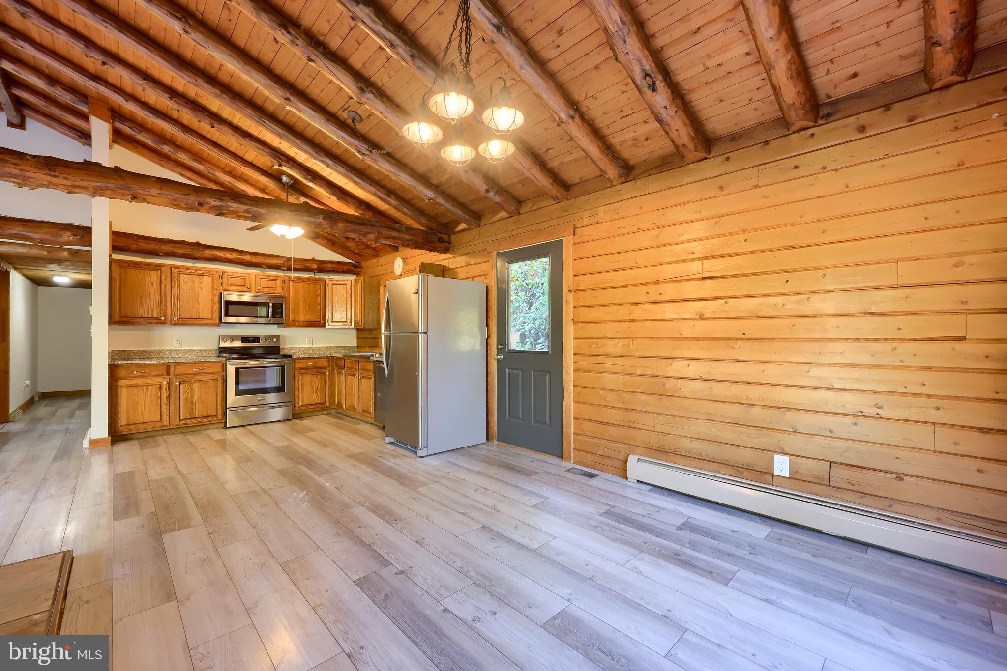 143 Gelsinger Road Reading, PA 19608 - Photo 13 of 37