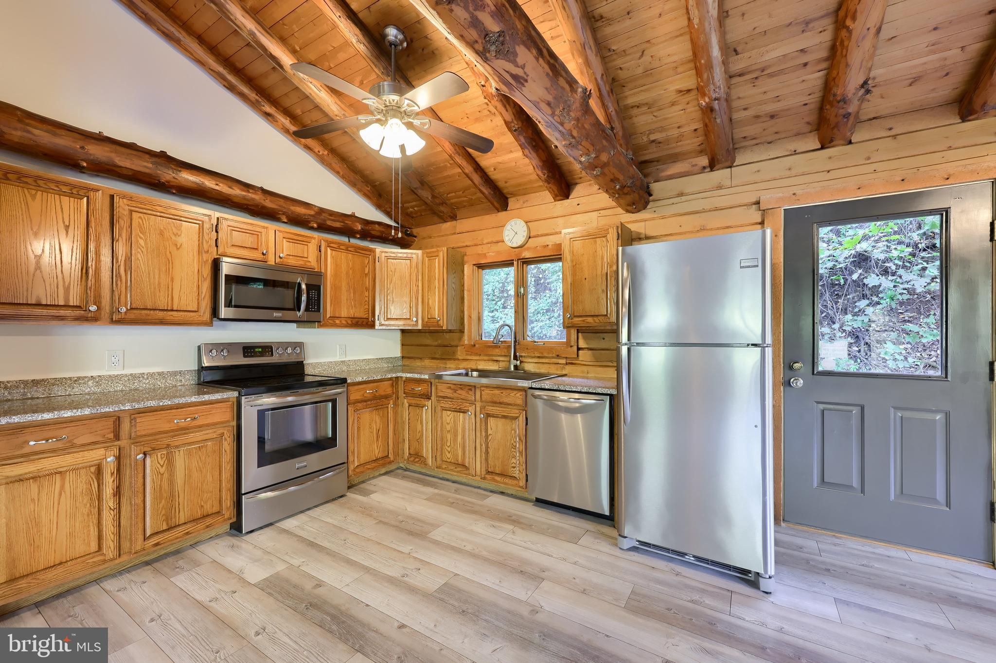 143 Gelsinger Road Reading, PA 19608 - Photo 17 of 37