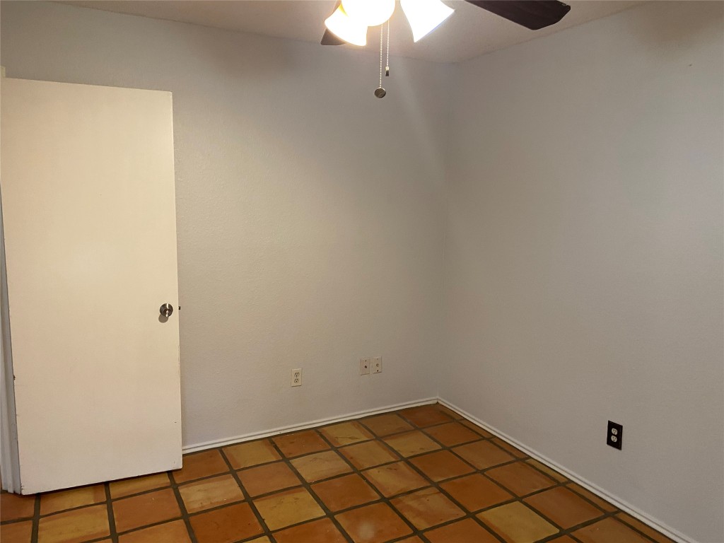 8102 Treehouse Lane Austin, TX 78749 - Photo 11 of 11 a view of a small space