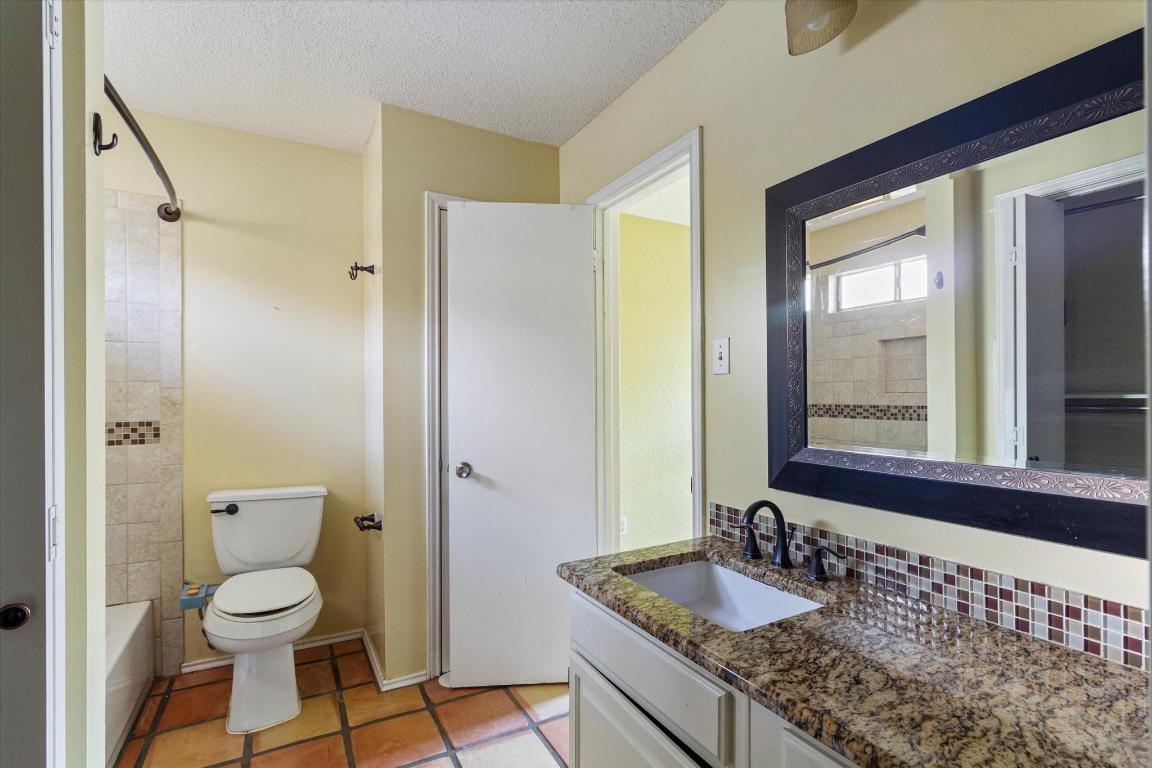 8102 Treehouse Lane Austin, TX 78749 - Photo 7 of 11