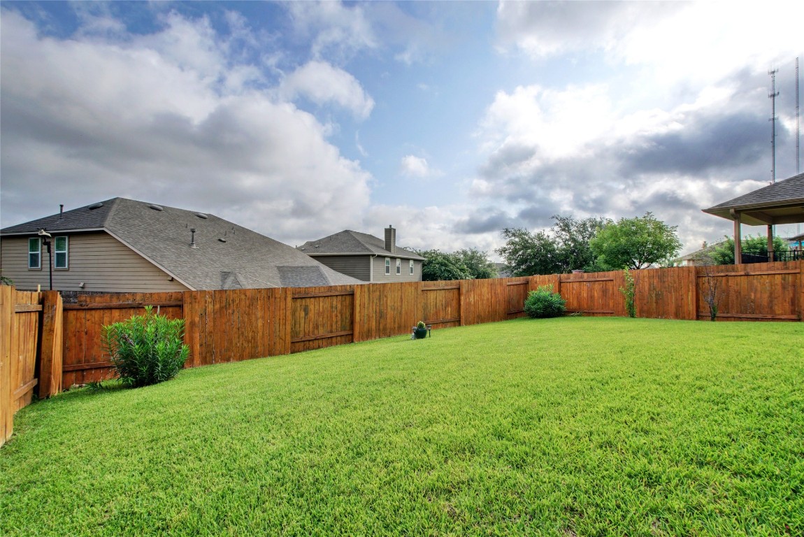 2004 Autumn Run Lane Round Rock, TX 78665 - Photo 24 of 35 a view of a backyard