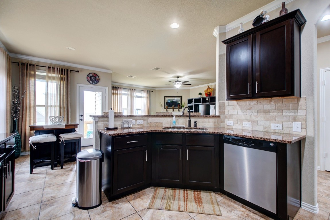 2004 Autumn Run Lane Round Rock, TX 78665 - Photo 9 of 35 a kitchen with a sink counter top space and appliances