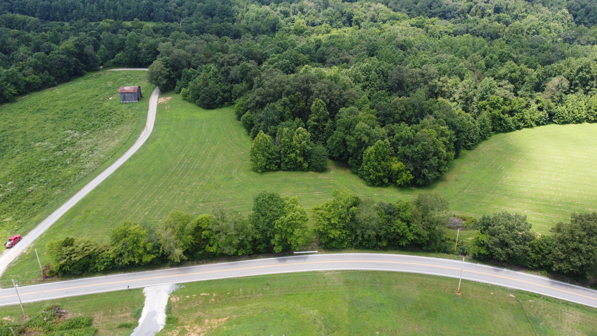 14 Hayes Ridge Road Indian Mound, TN 37079 - Photo 3 of 11 a view of a swimming pool with a yard
