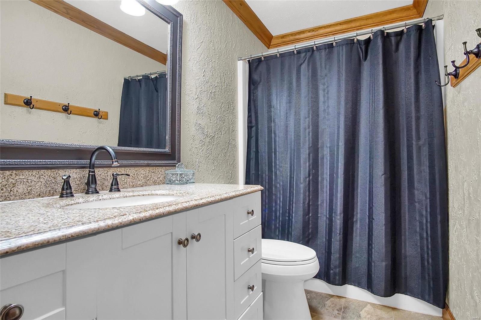 1004 Pine Lake Road Collinsville, IL 62234 - Photo 13 of 25 Gallery Image 13
