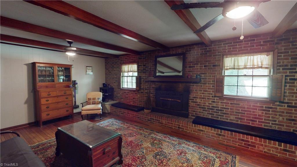 712 Greenhill Road Mount Airy, NC 27030 - Photo 5 of 29