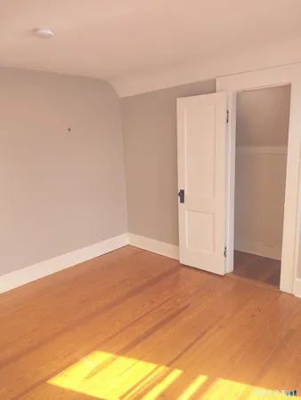 $1,600 | 158 Scofield Avenue, Bridgeport, CT 06605