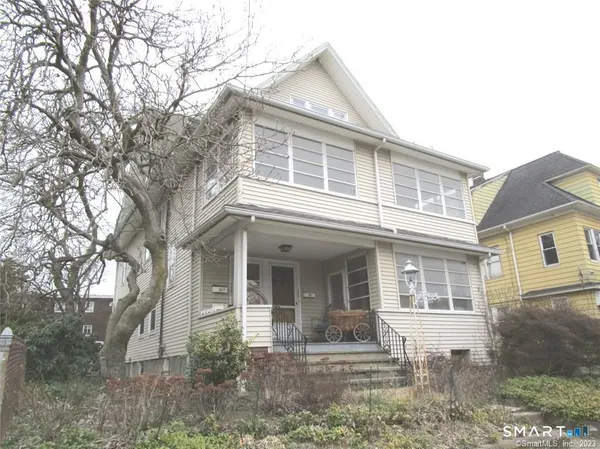 $1,600 | 158 Scofield Avenue, Bridgeport, CT 06605