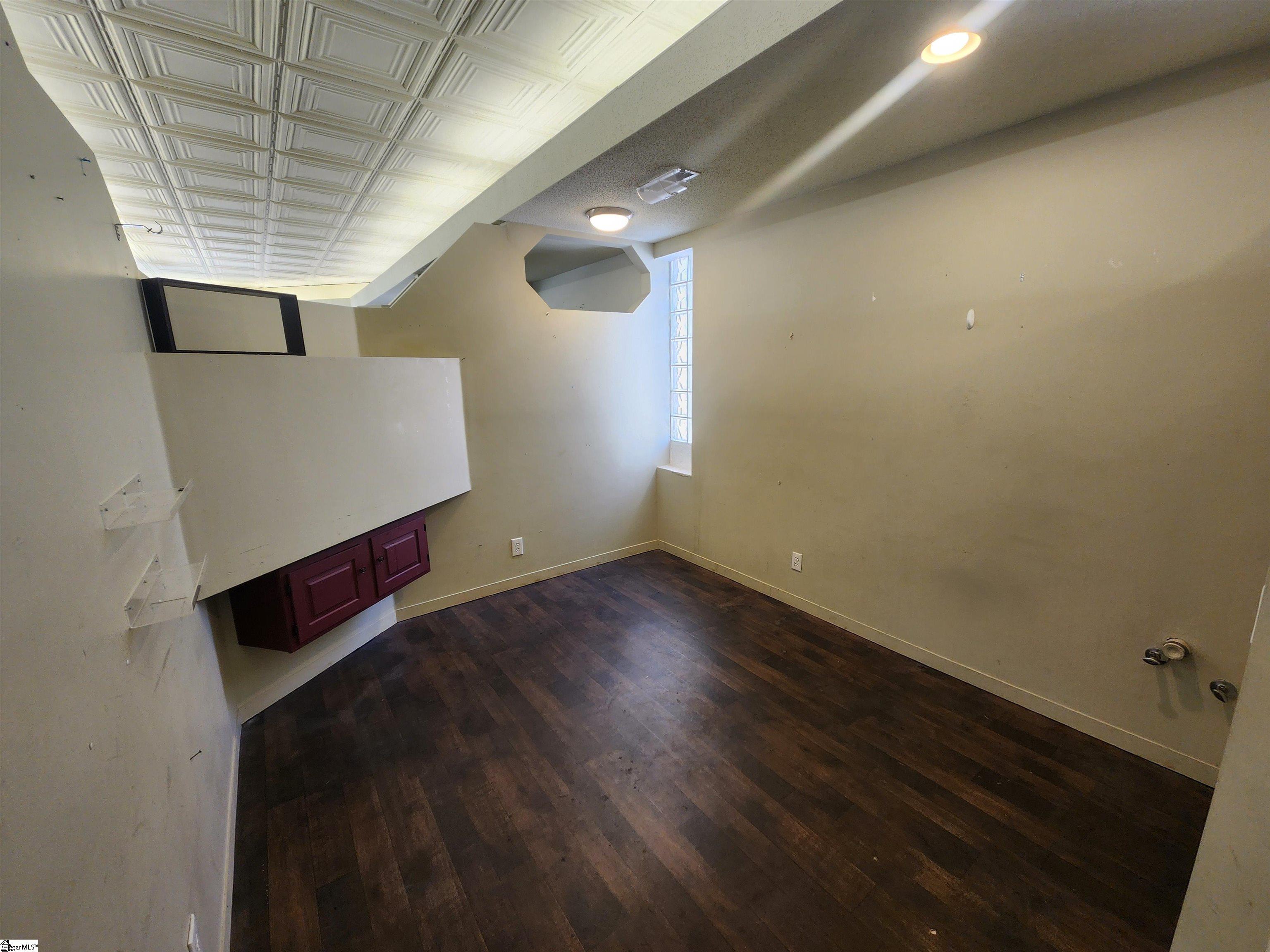 607 East Lee Road Taylors, SC 29687 - Photo 12 of 18 Gallery Image 12