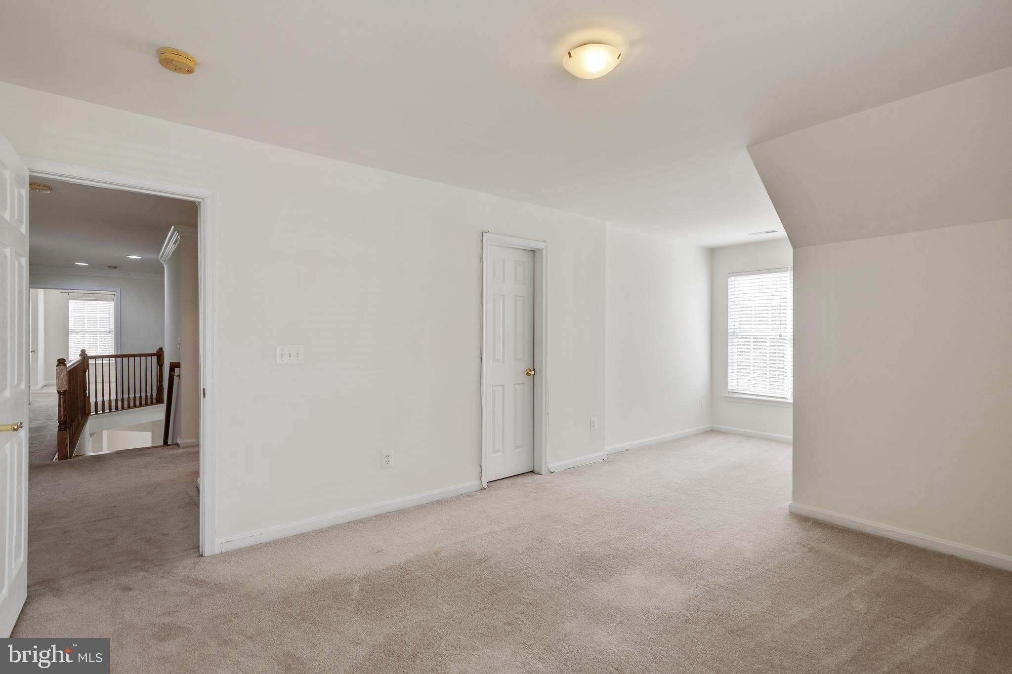 19237 Potomac Crest Drive Triangle, VA 22172 - Photo 26 of 56