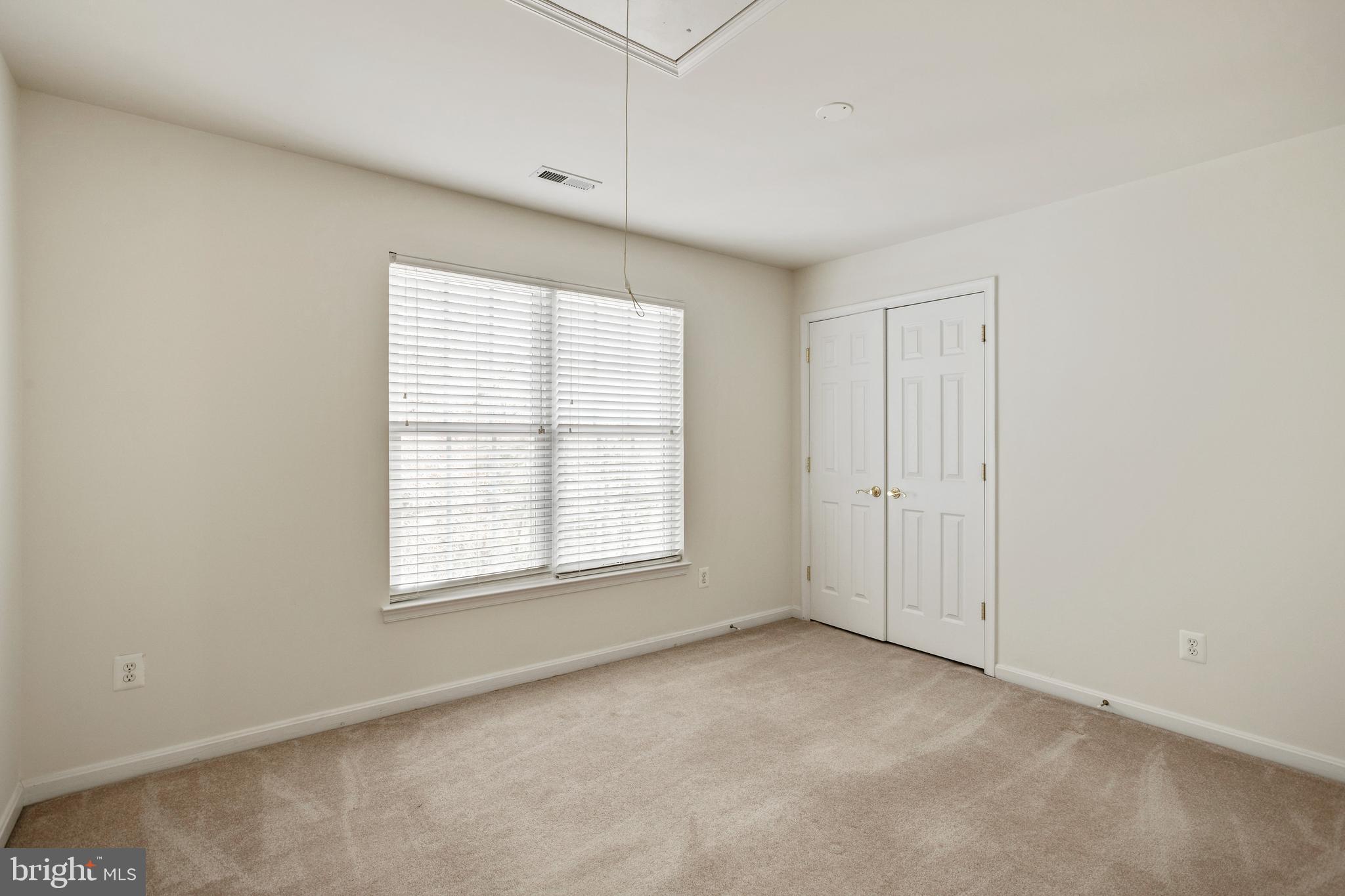 19237 Potomac Crest Drive Triangle, VA 22172 - Photo 28 of 56