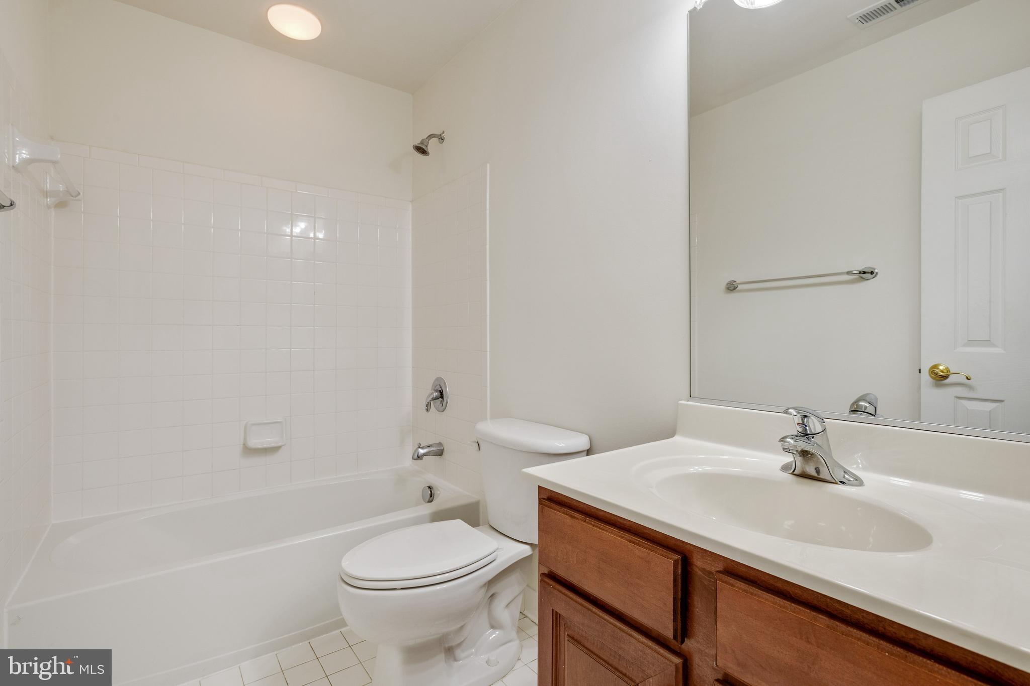 19237 Potomac Crest Drive Triangle, VA 22172 - Photo 31 of 56