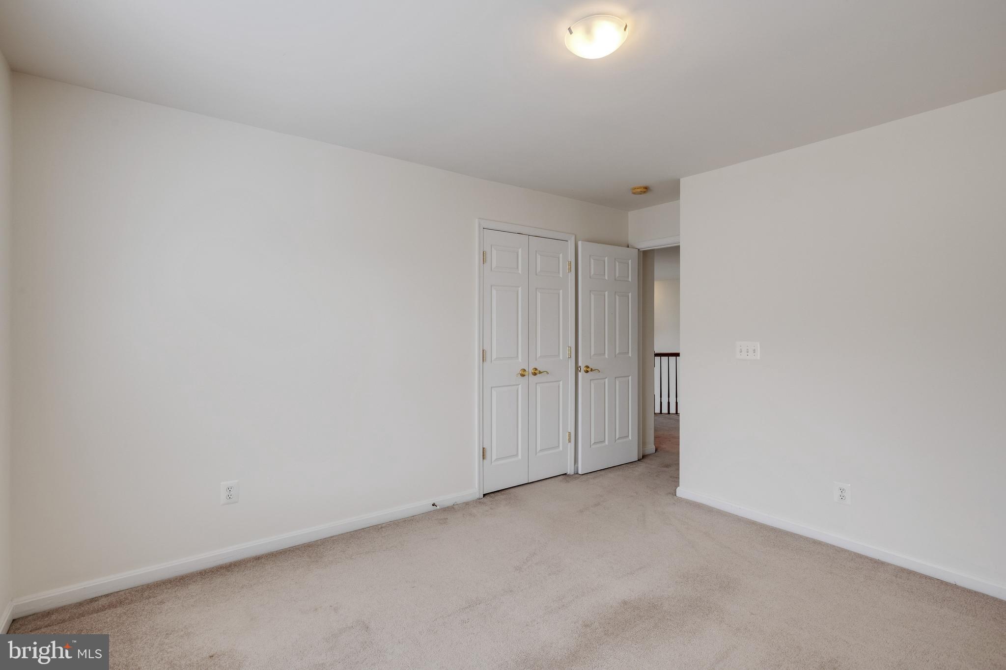 19237 Potomac Crest Drive Triangle, VA 22172 - Photo 33 of 56