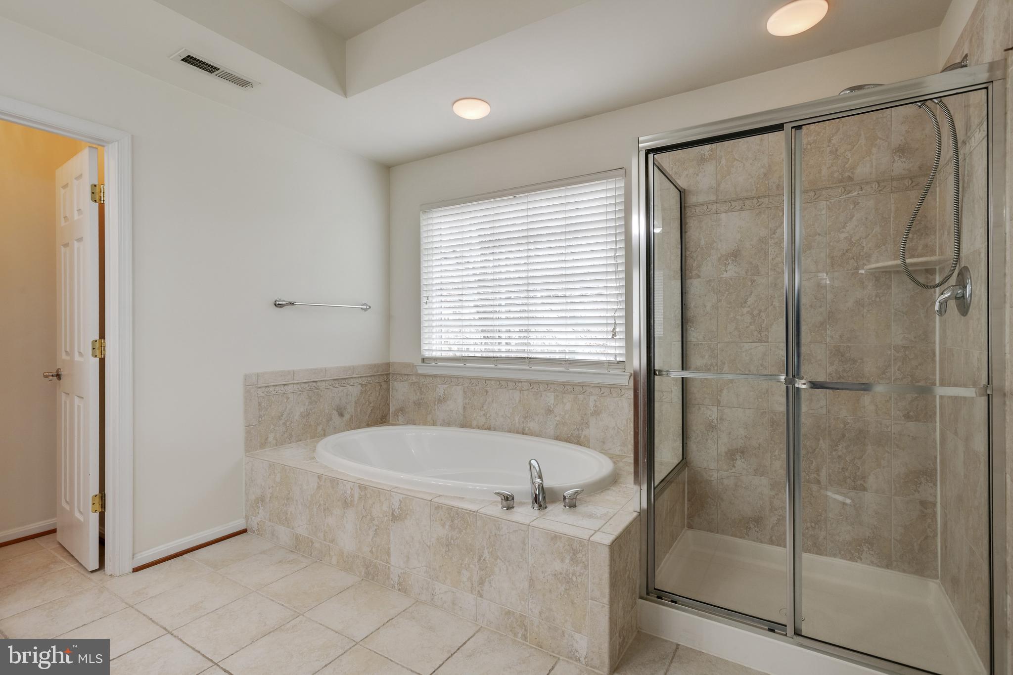 19237 Potomac Crest Drive Triangle, VA 22172 - Photo 40 of 56