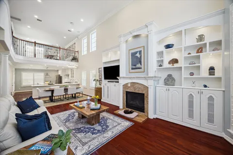 $549,000 | 5717 Val Verde Street, Unit C, Houston, TX 77057