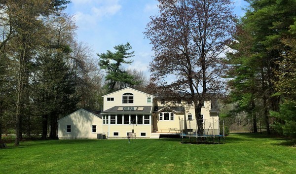 89 Lincoln Road Sudbury, MA 01776 - Photo 3 of 23 Gallery Image 3