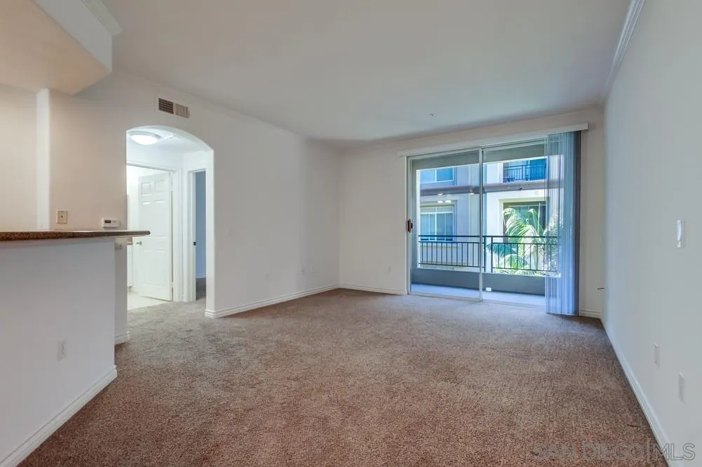 9263 Regents Road, Unit B206 La Jolla, CA 92037 - Photo 14 of 56 Gallery Image 14