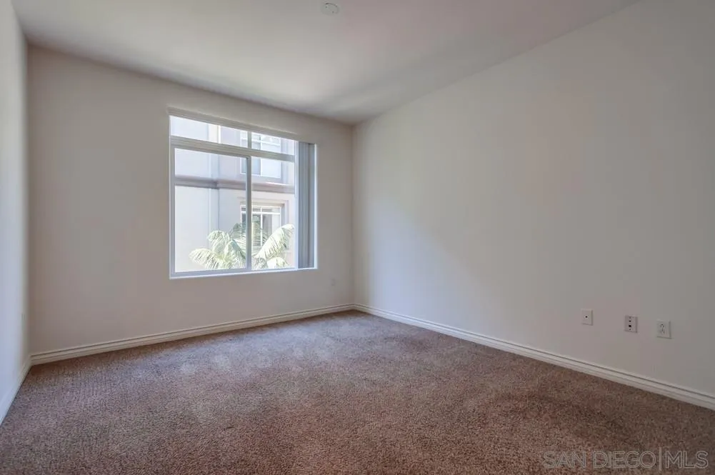 9263 Regents Road, Unit B206 La Jolla, CA 92037 - Photo 19 of 56 Gallery Image 19