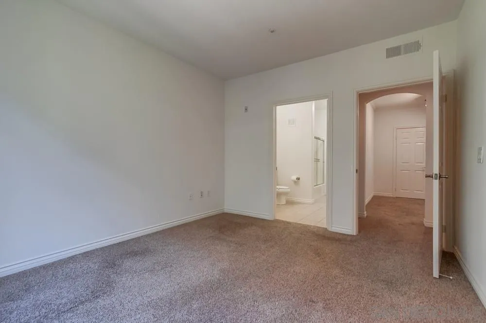 9263 Regents Road, Unit B206 La Jolla, CA 92037 - Photo 21 of 56 Gallery Image 21