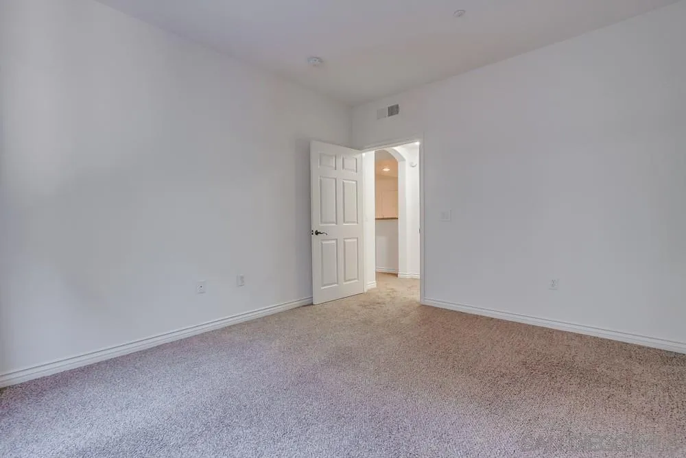 9263 Regents Road, Unit B206 La Jolla, CA 92037 - Photo 36 of 56 Gallery Image 36